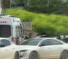 Şantiyede 5 yaralının olduğu sopalı kavga: Ambulanstaki yaralıya saldırmak istediler