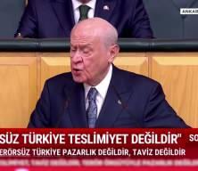 S&ouml;zleri ayakta alkışlandı! Bah&ccedil;eli'den tarihi mesaj: Her bakanlık bir cephe