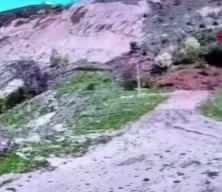 Tokat'ta heyelan g&uuml;venlik kamerasına yansıdı