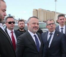 T&uuml;rkiye'nin Şam B&uuml;y&uuml;kel&ccedil;isi Yılmaz'dan Lazkiye Limanı'na ziyaret