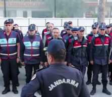 Zehir tacirlerine darbe: Diyarbakır ve Mersin'de 216 kilogram uyuşturucu ele ge&ccedil;irildi