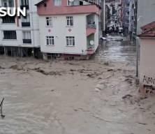 7 kentimizi sel ve dolu nedeniyle hayat durdu