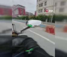 &Ccedil;anta, c&uuml;zdan derken yol kenarında buzdolabı bulundu