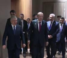 Cumhurbaşkanı Recep Tayyip Erdoğan, Mirziyoyev ile g&ouml;r&uuml;şt&uuml;!