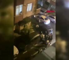 Gaziosmanpaşa'da ara&ccedil; parkı y&uuml;z&uuml;nden kavga &ccedil;ıktı, mahalleli ile s&uuml;r&uuml;c&uuml;ler birbirine girdi