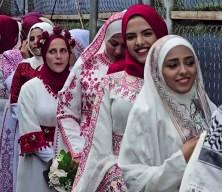Soykırımcı al&ccedil;aklara inat Gazze'de 50 &ccedil;ift i&ccedil;in toplu d&uuml;ğ&uuml;n t&ouml;reni d&uuml;zenlendi