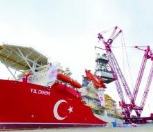 Yıldırım Derin Deniz Sondaj Gemisi, ilk g&ouml;revi i&ccedil;in Filyos'tan ayrıldı