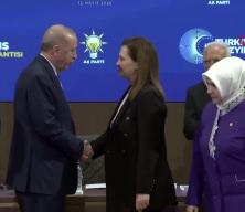 Burcu K&ouml;ksal, Erdoğan ile ilk g&ouml;r&uuml;şmesini anlattı!