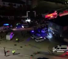 Cami &ouml;n&uuml;nde başından vurulmuş halde &ouml;l&uuml; bulundu