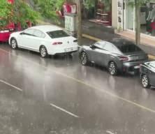 Meteorolojiden bazı iller i&ccedil;in g&ouml;k g&uuml;r&uuml;lt&uuml;l&uuml; sağanak uyarısı