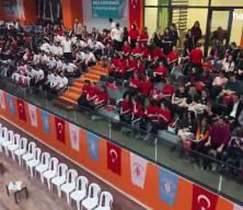38 bin 500 &ouml;ğrencinin katıldığı 18. Geleneksel Spor Oyunları coşkulu t&ouml;renle sona erdi