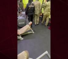 Ukrayna'da askere alma merkezinin g&ouml;revlileri spor salonunda darbedildi