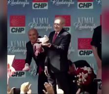 Kılı&ccedil;daroğlu'nun zor anları g&uuml;ndem oldu: G&uuml;vercini u&ccedil;uramadı!