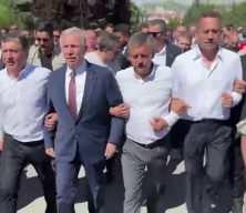 CHP&rsquo;de bayramlaşma krizi: Mansur Yavaş&rsquo;tan birlik &ccedil;ağrısı