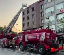 Fatih Topkapı&rsquo;daki otel yangınında 1 kişi hayatını kaybetti