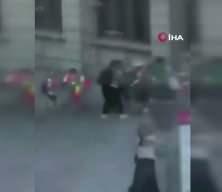 İsvi&ccedil;re'de bı&ccedil;aklı saldırı: 3 yaralı