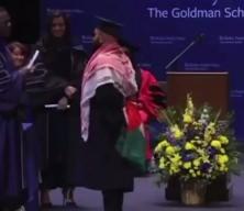 ABD'de mezuniyette Filistin bayrağı krizi: Bırakınca diplomasını alabildi!