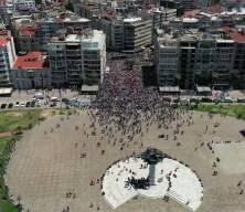 &Ouml;zg&uuml;r &Ouml;zel h&uuml;srana uğradı: CHP'nin 'kalesinde' istediğini alamadı, meydan boş kaldı
