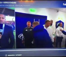 Mbappe ile Kante arasındaki gerginlik kameraya b&ouml;yle yansıdı