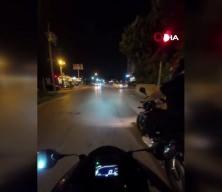 Otomobilin duvara &ccedil;akıldığı anlar kask kamerasında