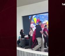 T&uuml;rk Polis teşkilatının &ouml;zel harekat&ccedil;ıları, milli takım kafilesini her yerde koruyor!