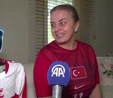 CANİKMAN da formayı giyip A Milli takıma destek verdi! 