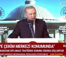 Cumhurbaşkanı Erdoğan &ouml;n&uuml;ne gelen her esere &ccedil;amur atanlara tepki g&ouml;sterdi