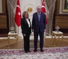 Cumhurbaşkanı Erdoğan&rsquo;dan K&uuml;lliye'de peşi sıra kritik kabuller!