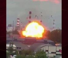 Moskova'da petrol tesisine İHA saldırısı: Dev tankın kapağı havaya u&ccedil;tu!