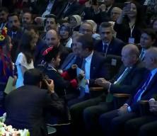 Cumhurbaşkanı Erdoğan'a Babalar g&uuml;n&uuml; s&uuml;rprizi....