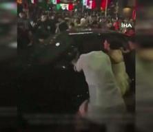 Meksika'nın D&uuml;nya Kupası galibiyeti kutlayan kalabalığın arasına ara&ccedil; daldı: 17 yaralı