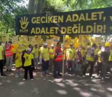Strazburg&rsquo;da FET&Ouml;'c&uuml;ler eylem yaptı: T&uuml;rkiye&rsquo;ye yaptırım &ccedil;ağrısı ve siyasi fig&uuml;rlere &ouml;zg&uuml;rl&uuml;k talebi