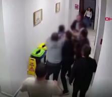 Eskişehir'de personelini darbeden hastane m&uuml;d&uuml;r&uuml; a&ccedil;ığa alındı