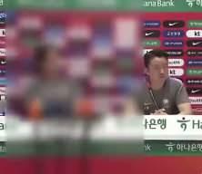 G&uuml;neykore'de bir televizyon kanalı milli takımın hocasının y&uuml;z&uuml;n&uuml; g&ouml;r&uuml;lmemiş şekilde sans&uuml;rledi