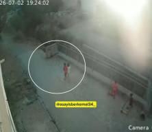 İstanbul Arnavutk&ouml;y'de &ouml;zel gereksinimli &ccedil;ocuk y&uuml;ksekten itildi