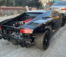 Tamir etmek i&ccedil;in aldığı 15 milyon liralık l&uuml;ks otomobille cipe &ccedil;arpıp ka&ccedil;tı