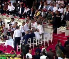 Kırkpınar ağalığında rekor miktarı a&ccedil;ıklayan Ufuk &Ouml;z&uuml;nl&uuml;'ye ebedi ağalık altın kemeri takdim edildi