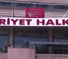 &Ouml;zg&uuml;r &Ouml;zel&rsquo;in kuracağı partide b&uuml;y&uuml;k s&uuml;rpriz!