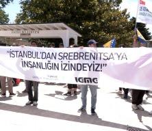 200 liseli &ouml;ğrenciden anlamlı mesaj: "İstanbul&rsquo;dan Srebrenitsa'ya, İnsanlığın İzindeyiz!"