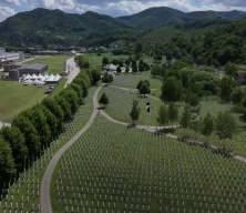 Srebrenitsa soykırımının 31. yılında 8 bin 372 kurban anılıyor