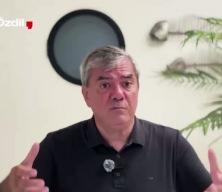 Yılmaz &Ouml;zdil noktayı koydu: İzmir Marşı s&ouml;yledi diye rol model oldu! Neredeyse belediye başkanı yapacaklardı! 