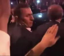 Başkan Erdoğan o s&ouml;zleri duydu, alnından &ouml;pt&uuml;: "Senin adını sayıklıyor"