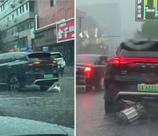&Ccedil;in'de seyir halindeki elektrikli otomobilin motoru d&uuml;şt&uuml;