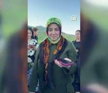  Cumhurbaşkanı Erdoğan, Hakkari'de şenliğe katılan kadınlara telefonda seslendi