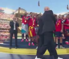Trump'tan kupa t&ouml;reninde &ccedil;ok konuşulacak hareket! Infantino engel olmaya &ccedil;alıştı