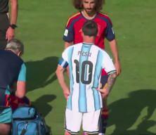 Dev finalde Messi'nin aciziyeti kameralara yansıdı! Arjantinliler bile tepki g&ouml;sterdi  