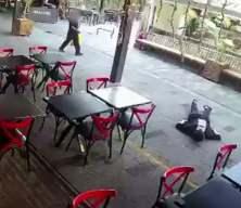 Fethiye'de fenalaşan kişinin parasını &ccedil;alan ş&uuml;pheli tutuklandı