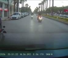 Hatay'da yaya ge&ccedil;idinde skuterli &ccedil;ocuğa motosiklet &ccedil;arptı