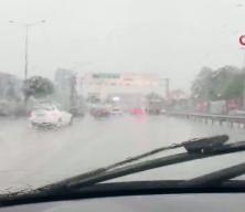 İstanbul'da fırtına ve sağanak alarmı: AKOM'dan saatli ve g&uuml;nl&uuml; uyarı