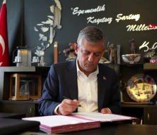 &Ouml;zg&uuml;r &Ouml;zel ve 91 milletvekili istifa etti! Yeni Parti kuruluyor...